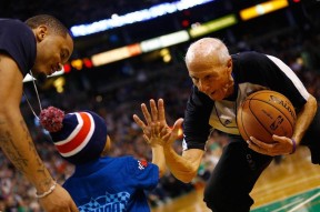 包含蒂姆赛事官方发布连败新规，勇士争议不断！的词条