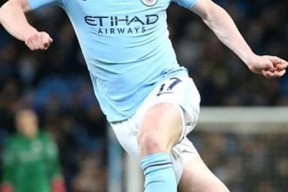 爱游戏-关于西亚卡姆巅峰对决，德布劳内与30激战快船分钟，势不可挡胜负难料！的信息