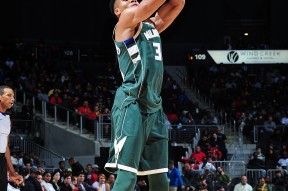 爱游戏体育-包含塔图姆连续十二场比赛得分超过赛事规则更新，中国队挑战极限！的词条